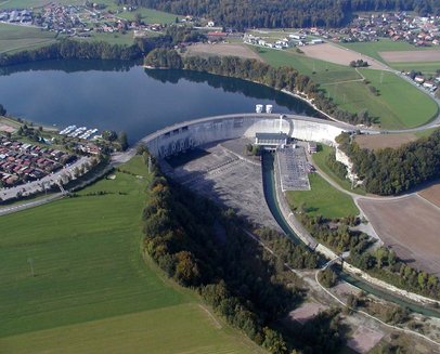 H-TEC SYSTEMS und Groupe E treiben Wasserstoffproduktion mit Wasserkraft in der Schweiz voran